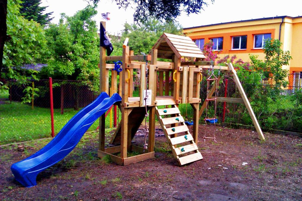 Kavarna Lucie S Ubytovanim Horní Těrlicko Zewnętrze zdjęcie